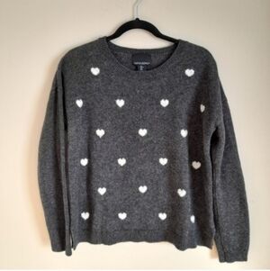 Cynthia Rowley Charcoal Sweater with White Heart Accents Size Large
